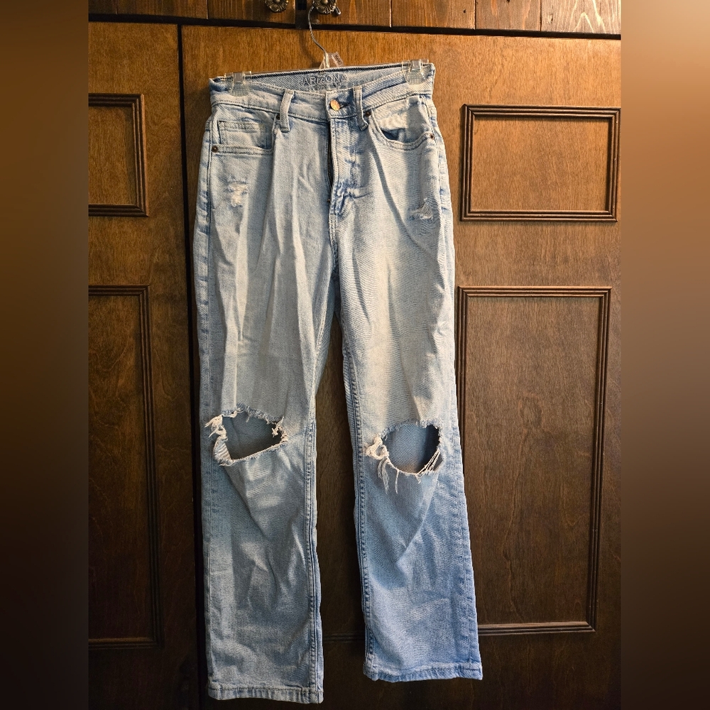 Arizona Jean Company Light Blue Boyfriend Jeans